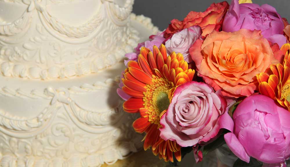 wedding flowers and cake
